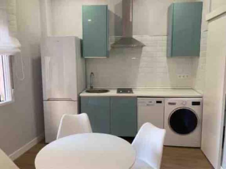 Apartamento Nuevo En El Centro - Almería