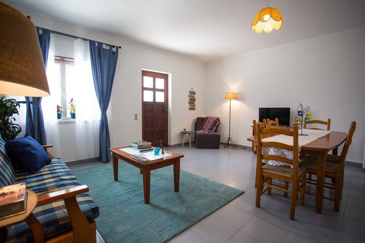 NaturSintra, lovely villa among hills and beaches