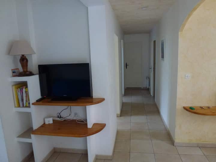 T3 Avec Jardin, 150m De La Mer, Confort Et Calme - Six-Fours-les-Plages