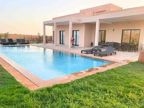 Private villa with large pool and not overlooked