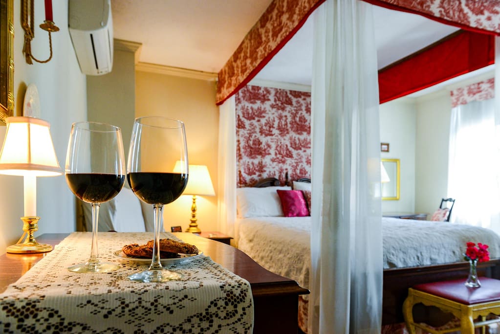 Stratford Room