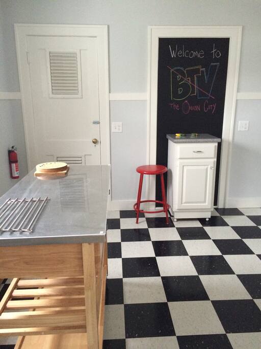 Another view of the kitchen.