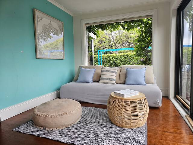 Family Friendly Beachside Oasis gallery image 5