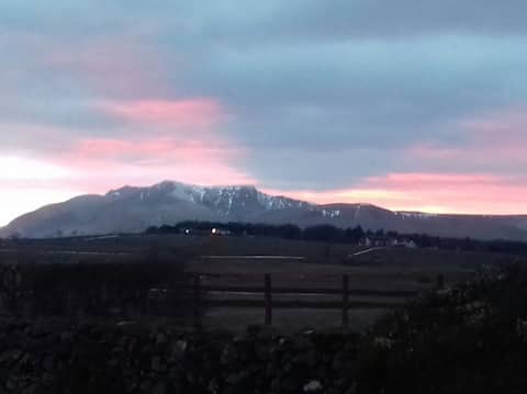 Lake District flat with great mountain views