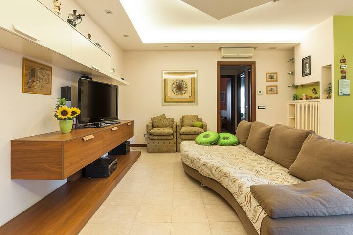 Modern apartment in the central area
