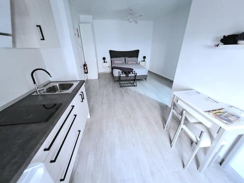 Popular Airbnb listing: Cozy Centrally-Located Studio 2 in Mérida