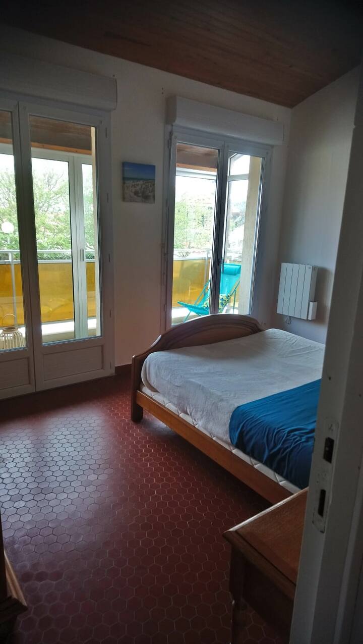 Dormitorio 2: arriba con logia
