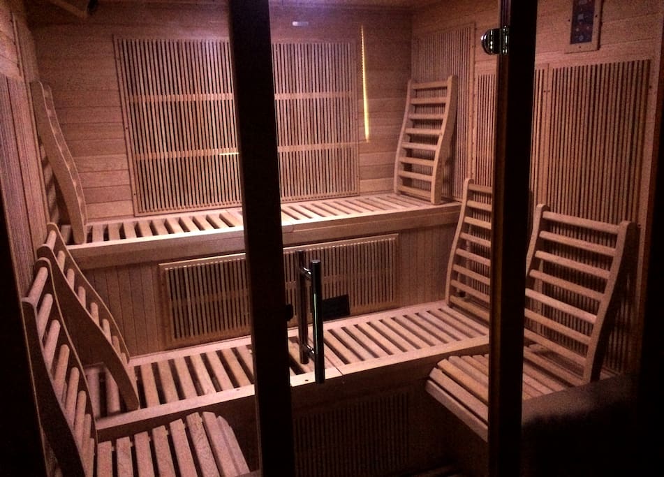Dry sauna