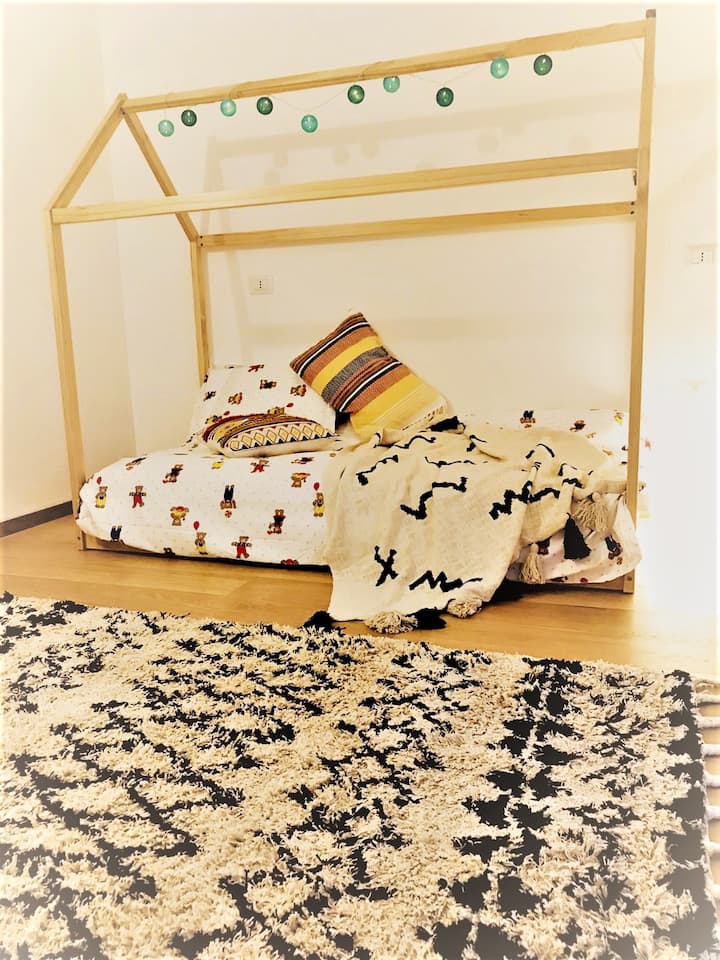 Children's / baby bedroom