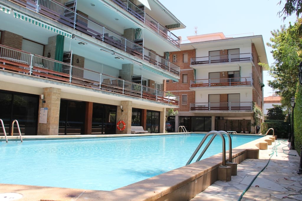 piscina communitaria