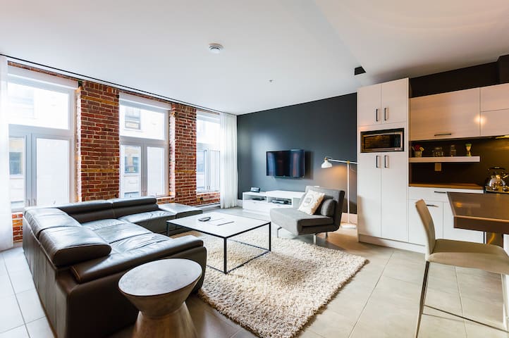 202 – Les Lofts St-Joseph – Par Les Lofts Vieux-QC