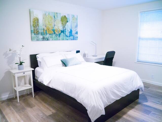 Private Room and Bath near Palo Alto and Stanford