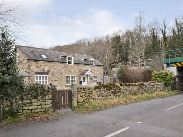 Airbnb Fourstones Vacation Rentals Places To Stay England