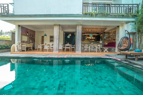 Big Sales 6BR free breakfast with view in ubud
