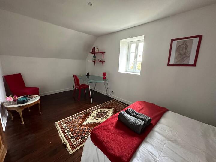 საძინებელი 4