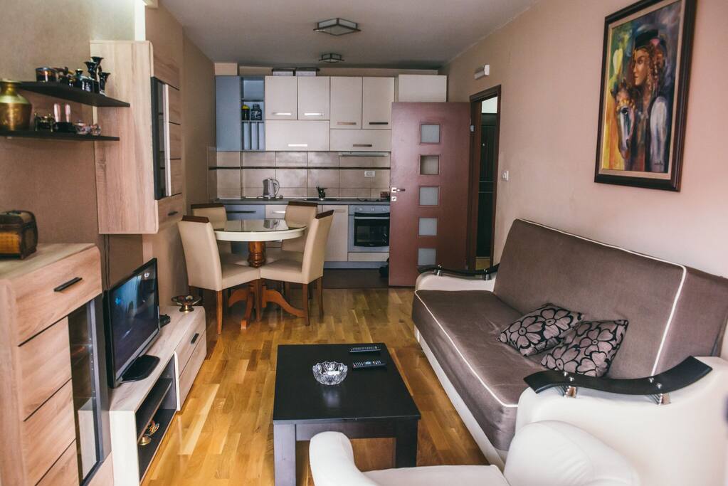 Living room, with big Tv