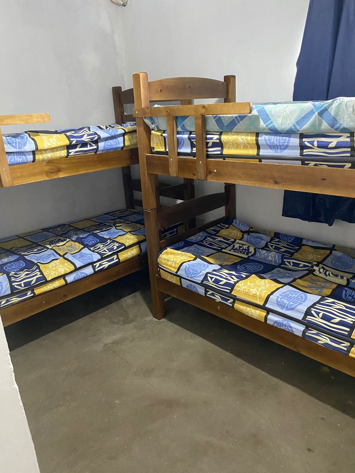 Soba na katu s 2 kreveta na kat.