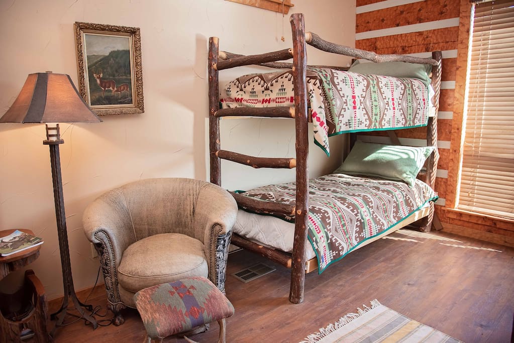 The Ranch at Pine Mountain:
The Lodge, Texas SuiteBunk Beds