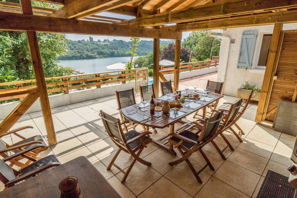 Barbecue Pergola