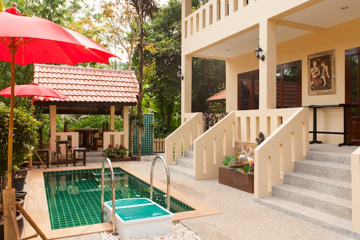 May's Guest House