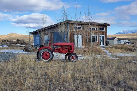 Yellowstone Homestead