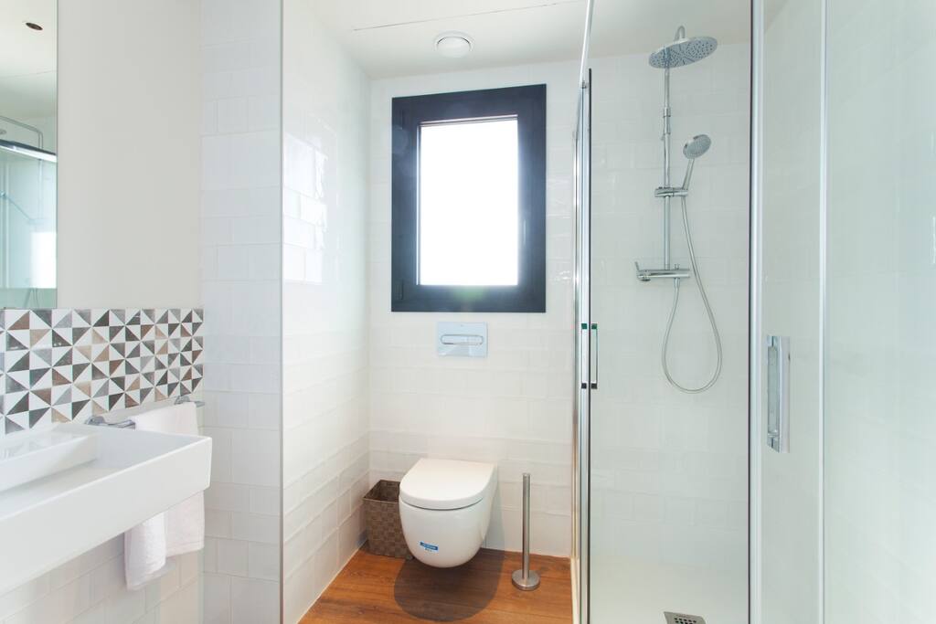 Baño con ducha