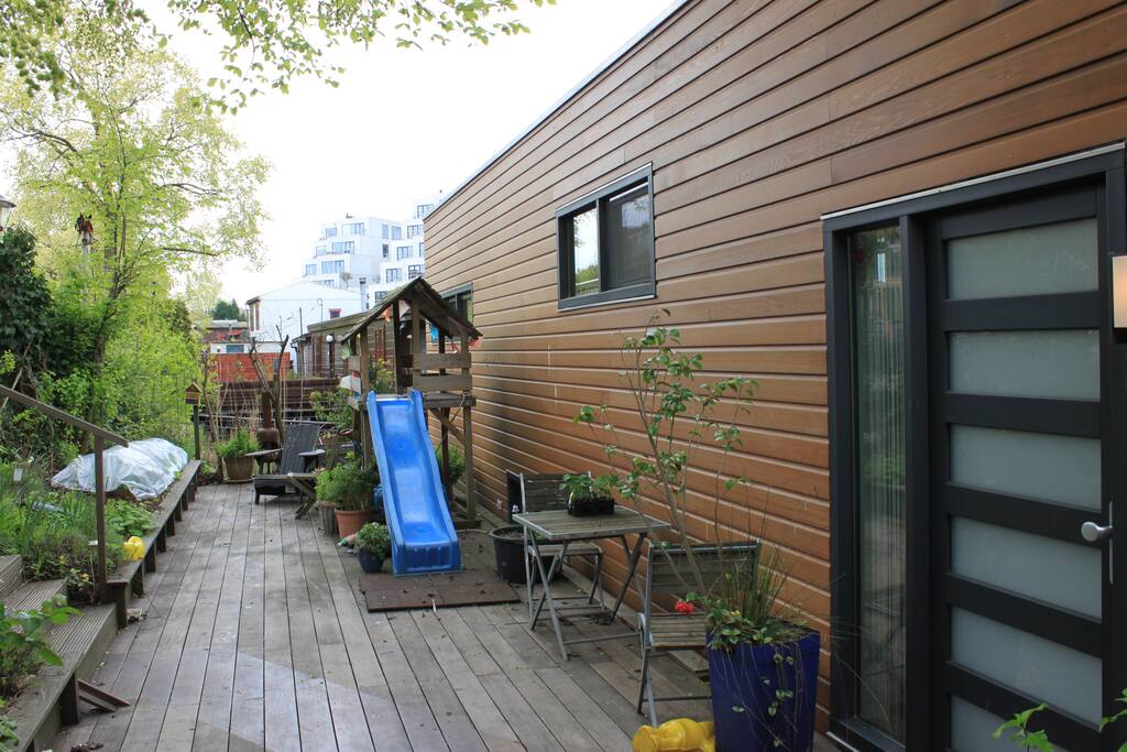 Outside space to play and relax
