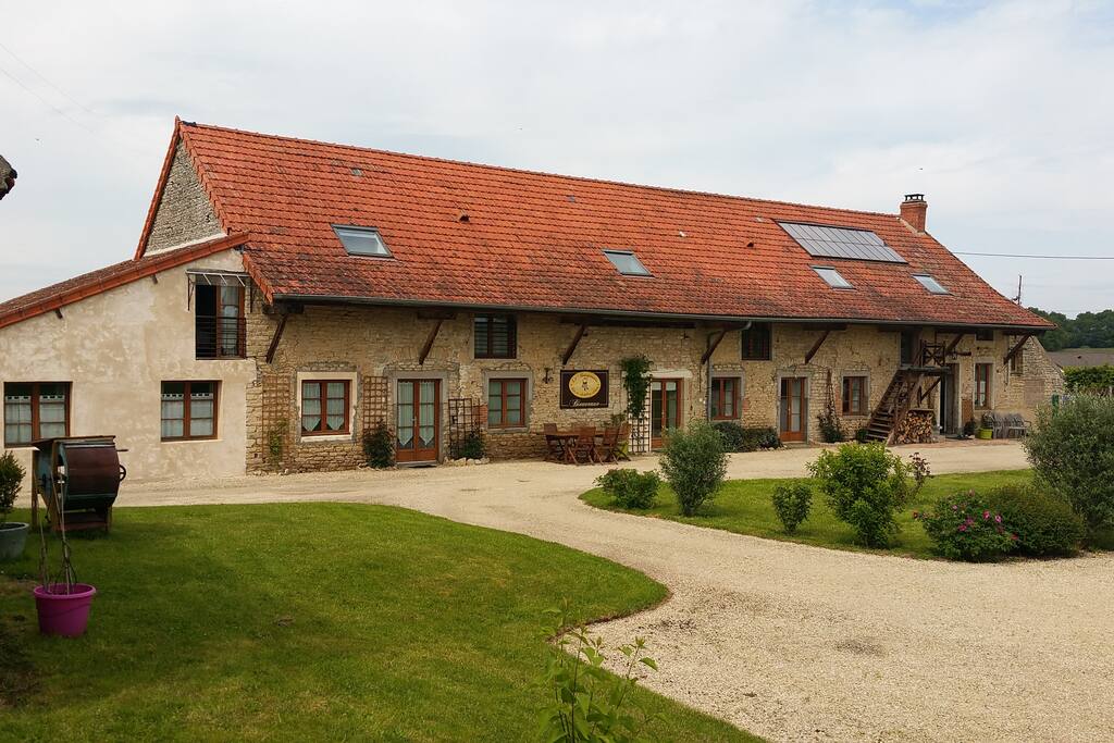 Vue complète de la maison
