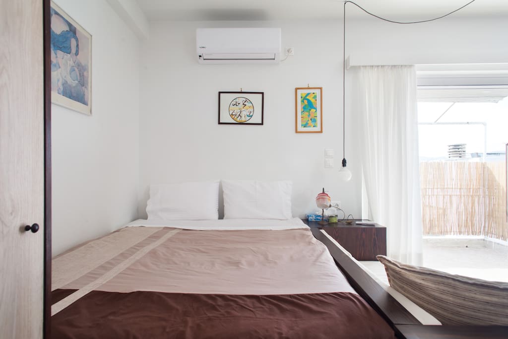 King size bed