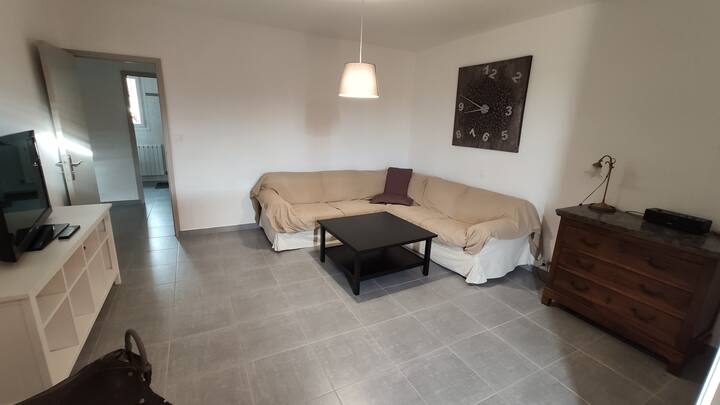 P4 Avec Jardin Très Bien Situé - Saint-Laurent-d'Aigouze