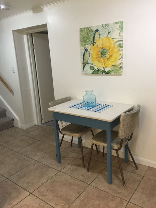 Eat-in kitchen. Additional chairs available.