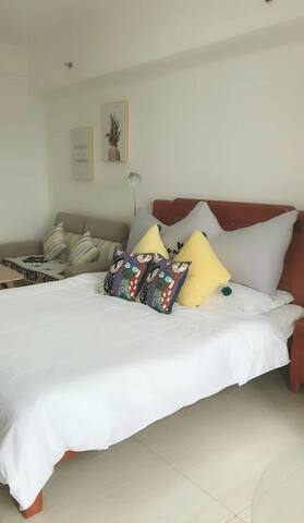 Yuhua Stone Apartment