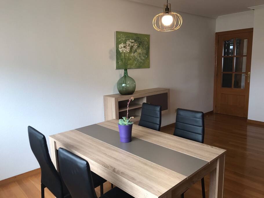 Principal living room (1/3)