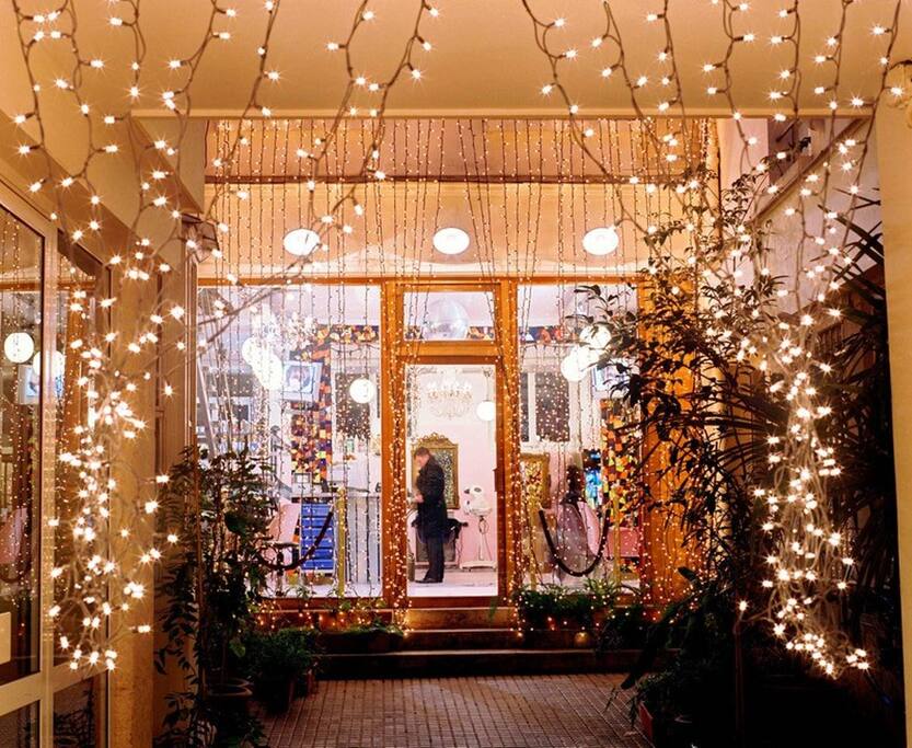 Entrée de l'immeuble - Coiffeur réputé