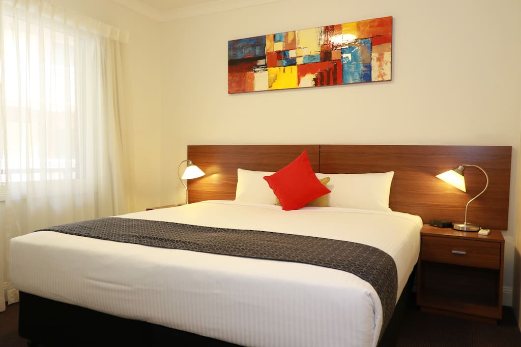 comfortable king size beds