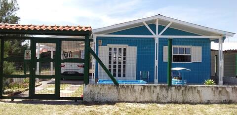 Casa em Quintão,next beach, about 5 min downtown.