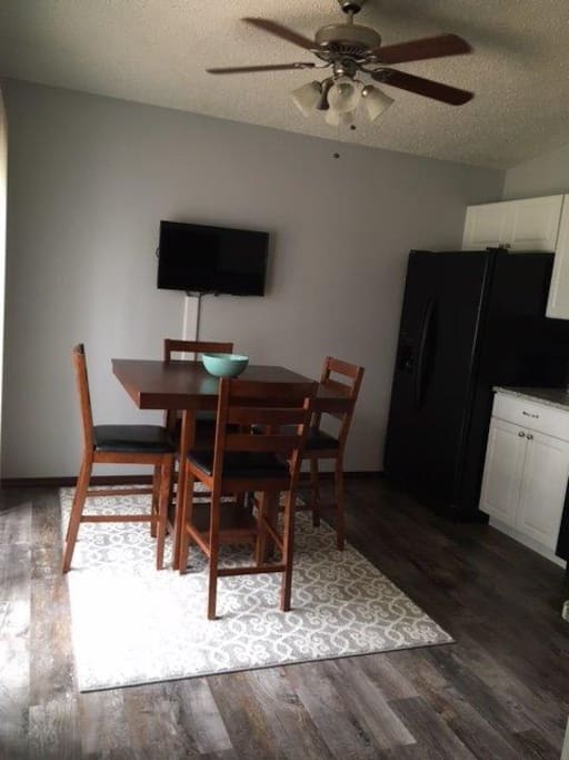 Eat in furnished kitchen