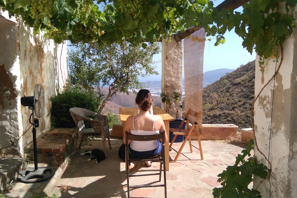 Outdoor office with a grand view and fast WiFi...life doesn't get much better!