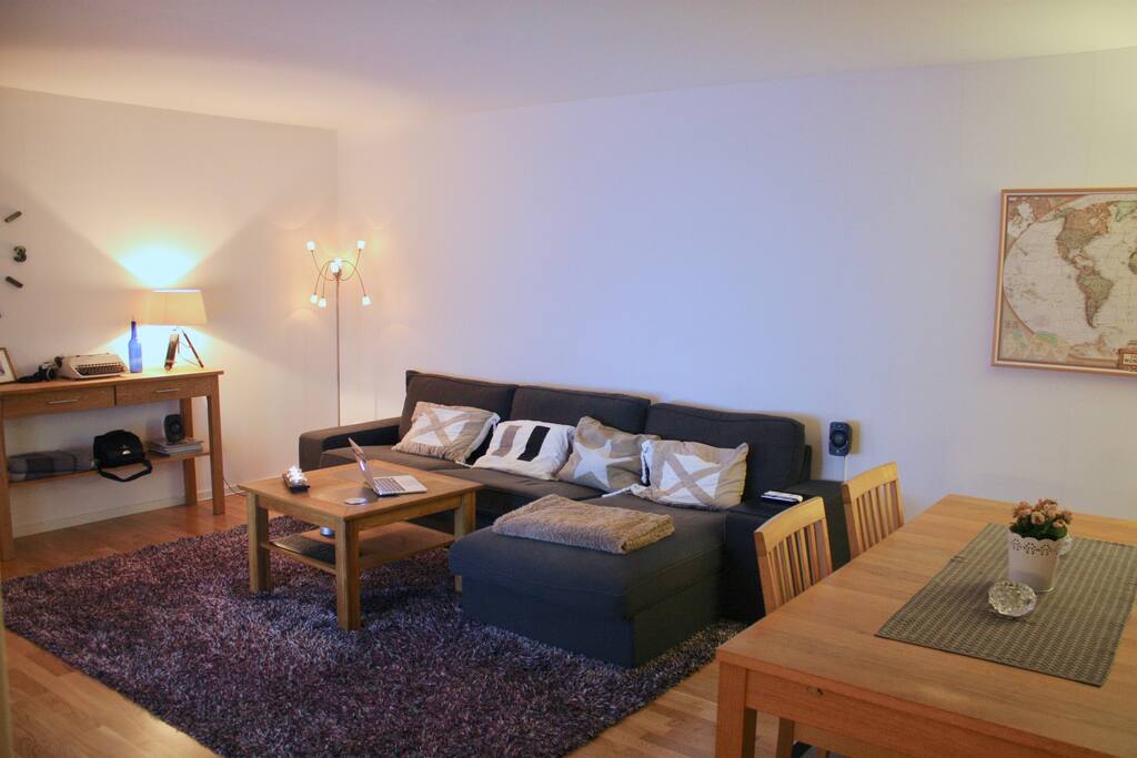Living Room Right Corner