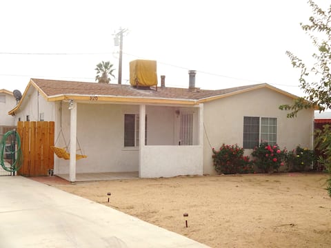 Entire House - Relaxing, Secure and Quiet
