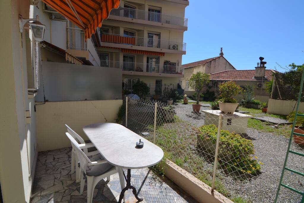 la terrasse