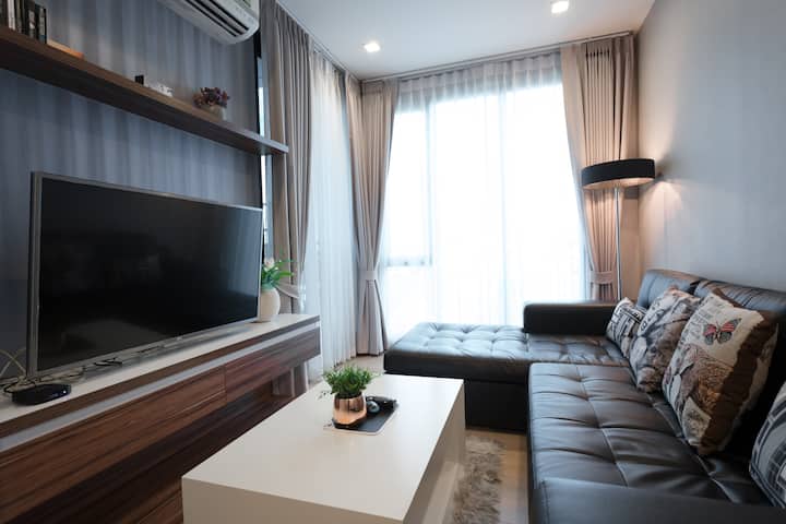 52 Sqm - 1 Bed Apartment 200 Mtr From Night Bazaar - Thailand