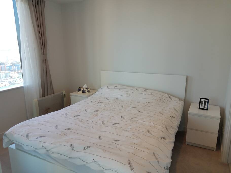 Bedroom with views of the Auckland City