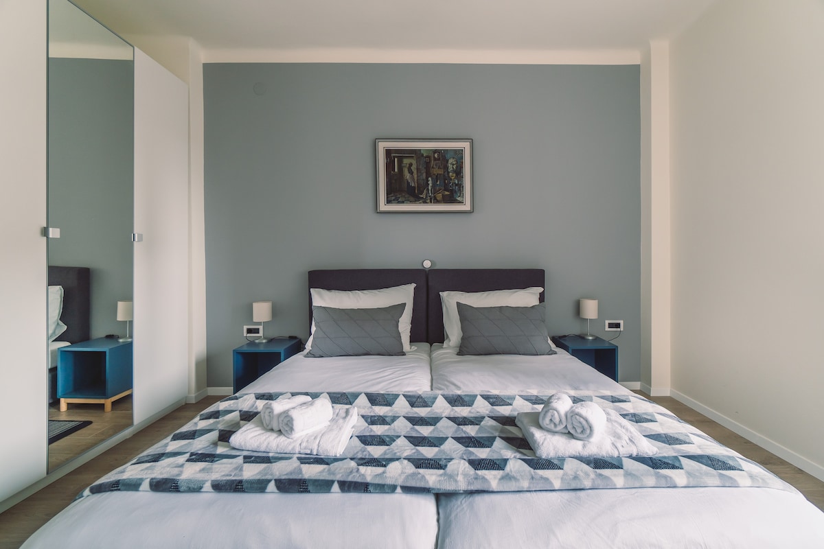 Master bedroom can accomodate two persons and beds can be set up as one double bed or two single beds