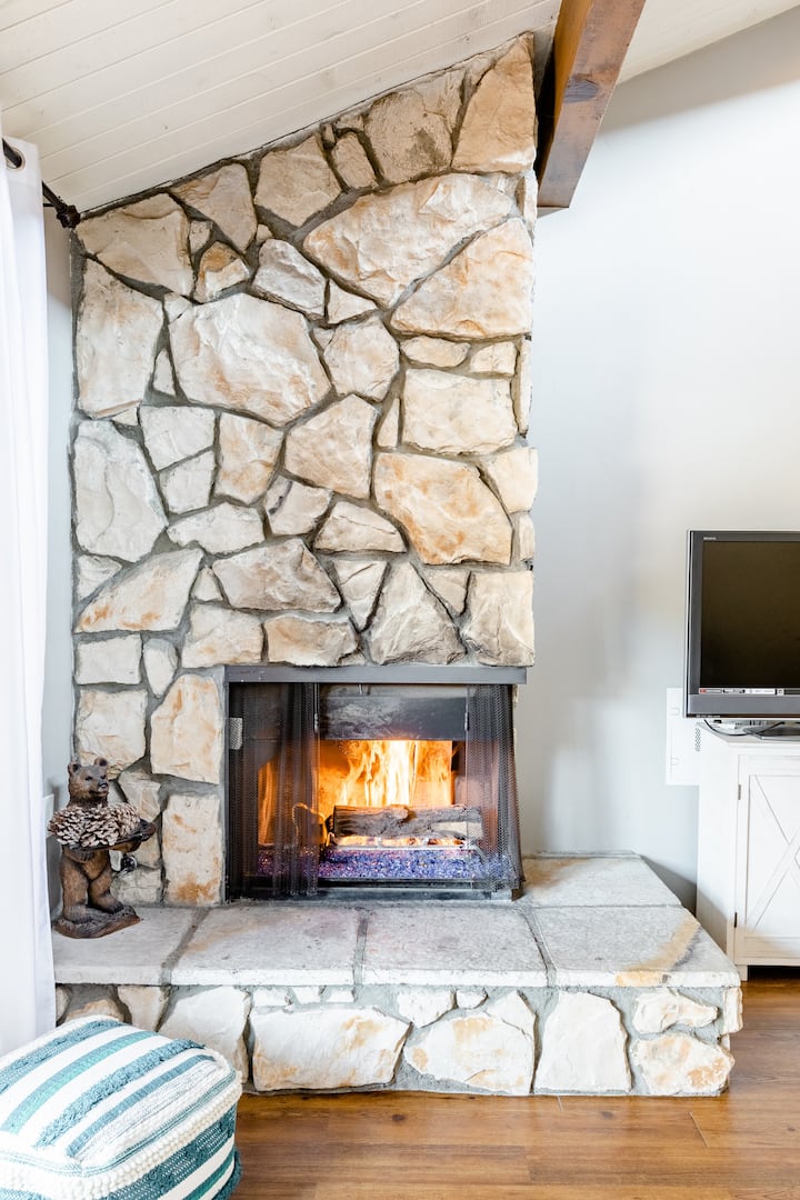 Ski-in/ski-out Remodeled Property At Snow Summit - Big Bear Lake, CA