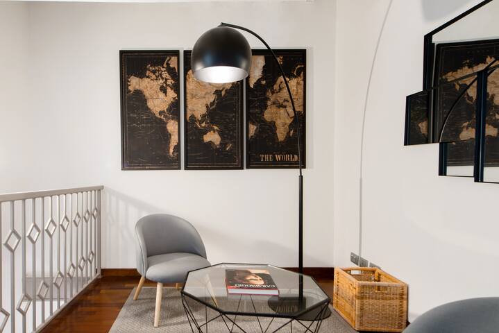 CS Spanish Steps Luxury Apartment gallery image 5