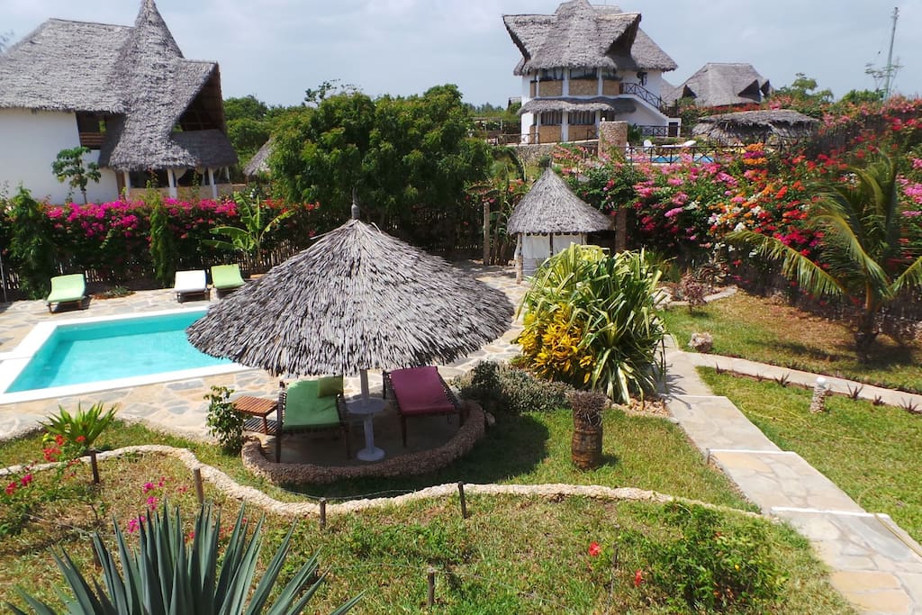 Le altre case del NYUKI village