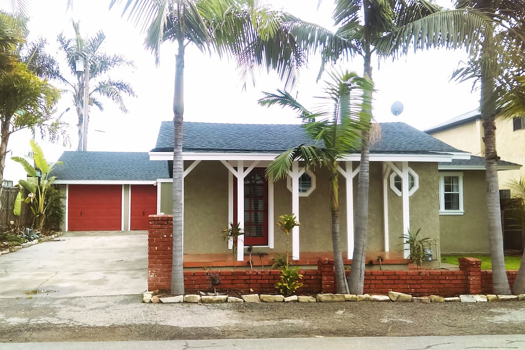 Outside picture of home. There is off street parking, but not in the driveway.