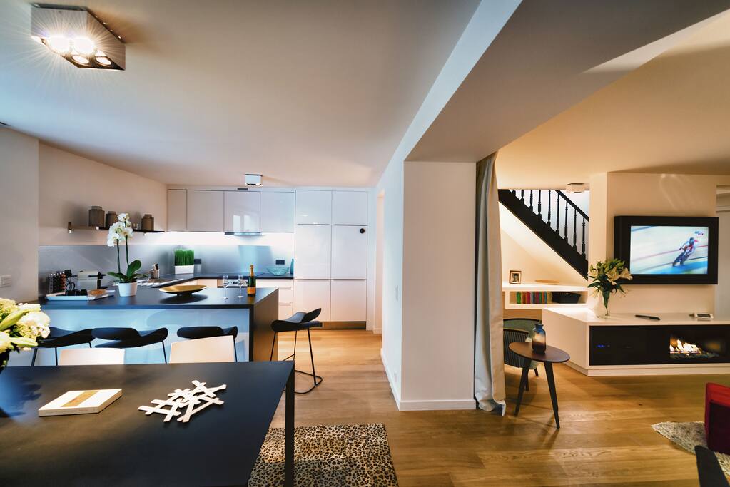 Dining Area with Fully-Equipped Kitchen