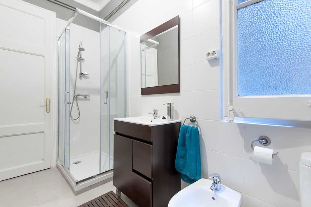 Triple Room Private Bathroom